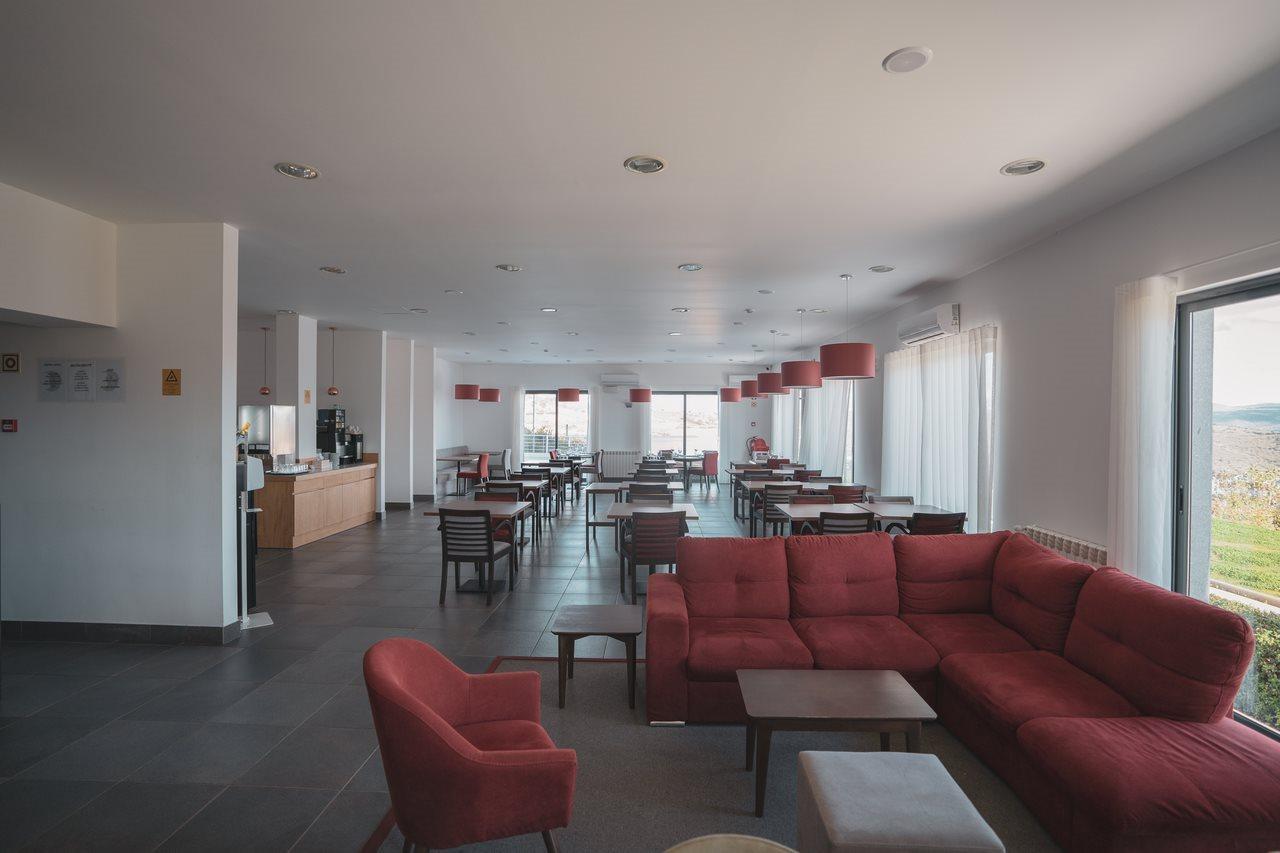Hotel Freixo Douro Superior Фрейшу-ди-Эшпада-а-Синта Экстерьер фото